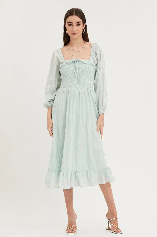 Ball Gown Women Dress with a Full Skirt for a Princess - like LookGreen Midi Dress Long Sleeve Evening Ball Gown Women Dress with a Full Skirt for a Princess - like LookGreen Midi Dress Long Sleeve Evening